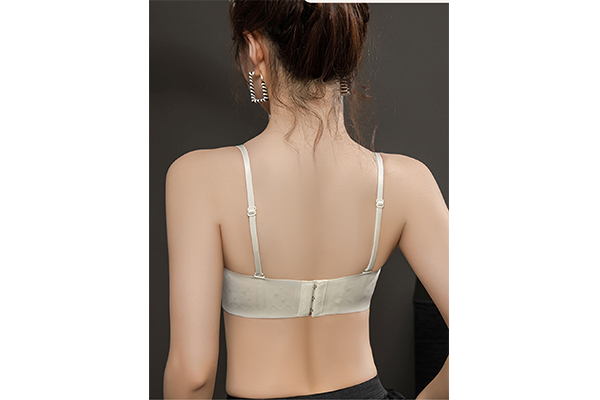 Tube Top Style Anti-Exposure Small Chest Push-up Wire-Free Bra 048